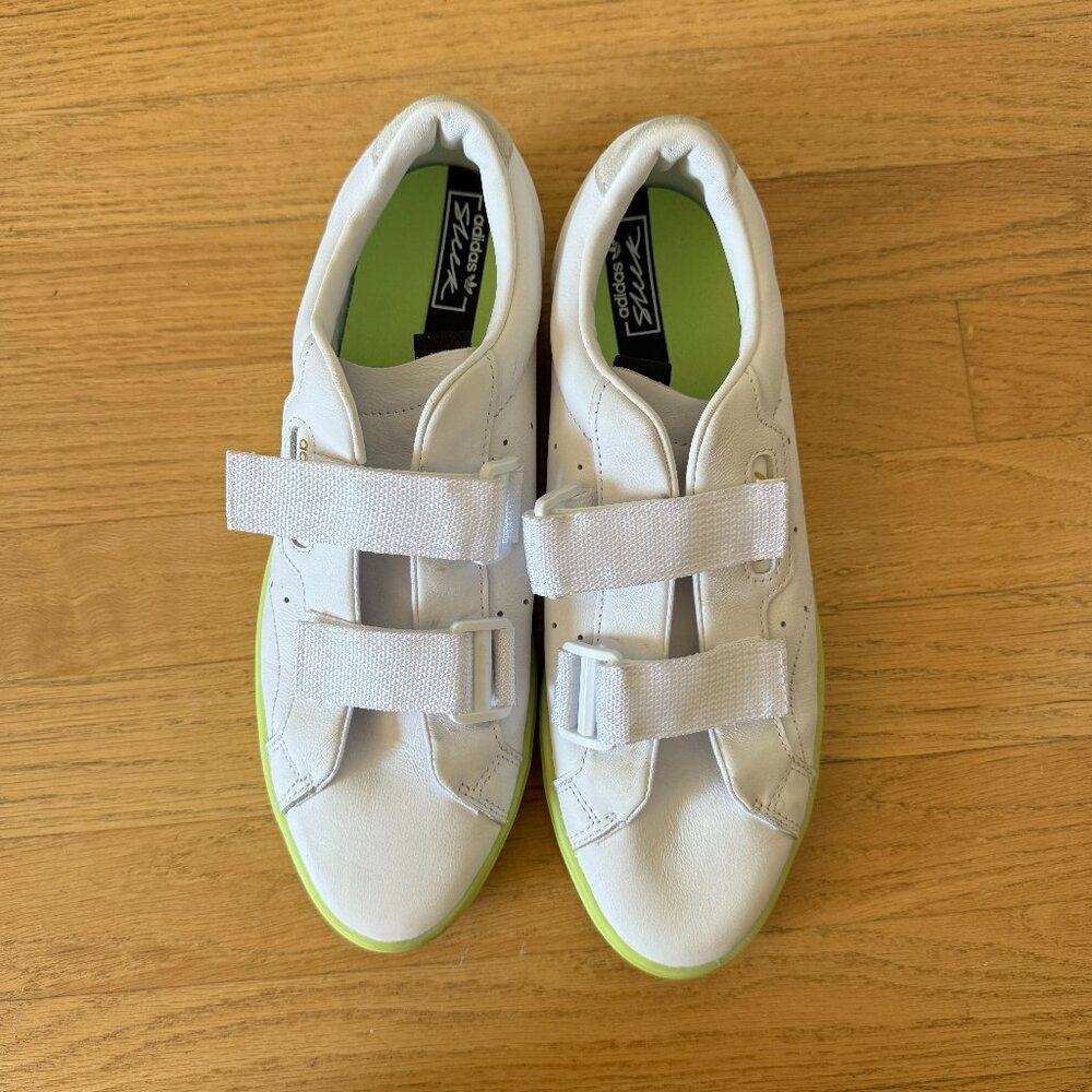 Adidas Women's Sleek S Size 10 Kendall Jenner Originals Shoes EE8279
